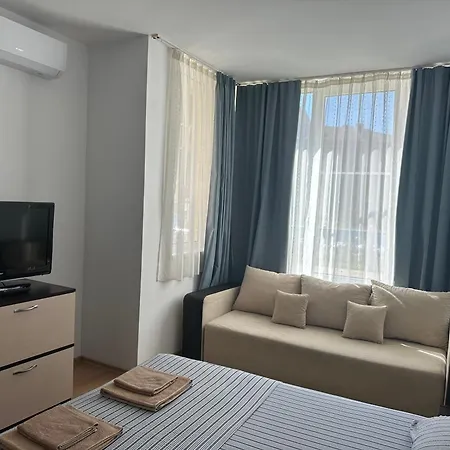 شقة Oazis Cozy رافدا
