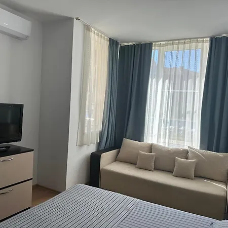 Oazis Cozy Apartman *